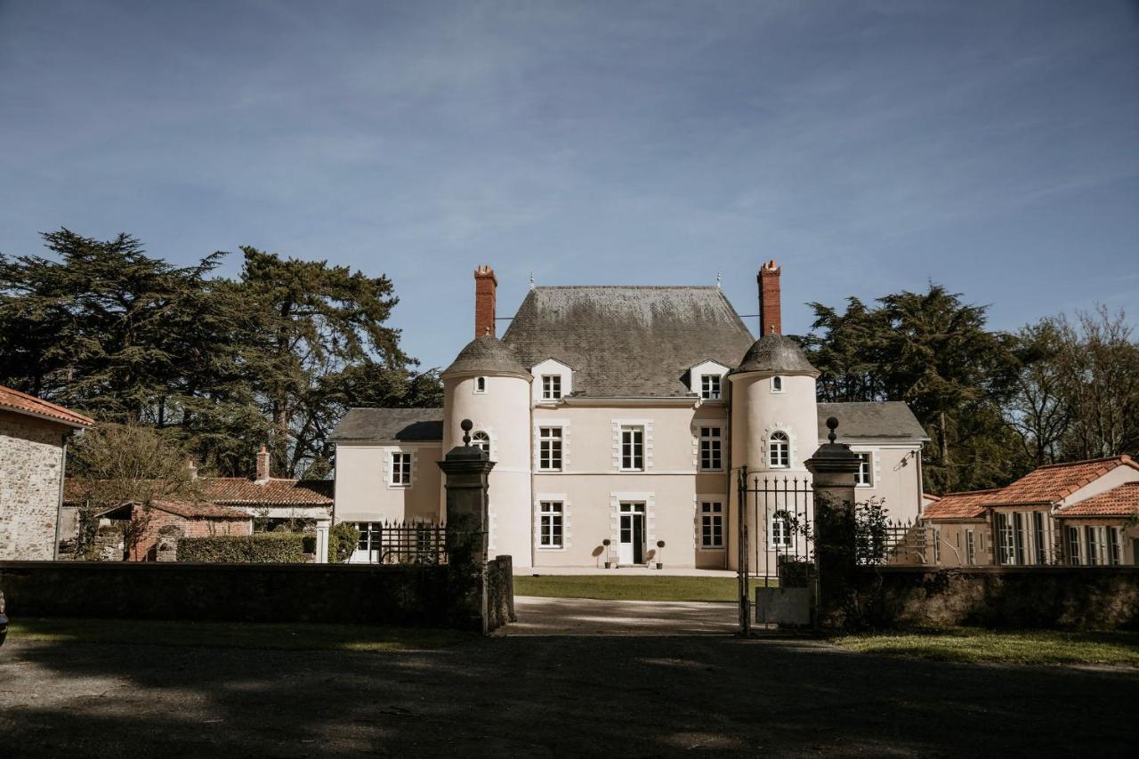 Domaine De La Mazure Bed & Breakfast La Chapelle-Basse-Mer Luaran gambar