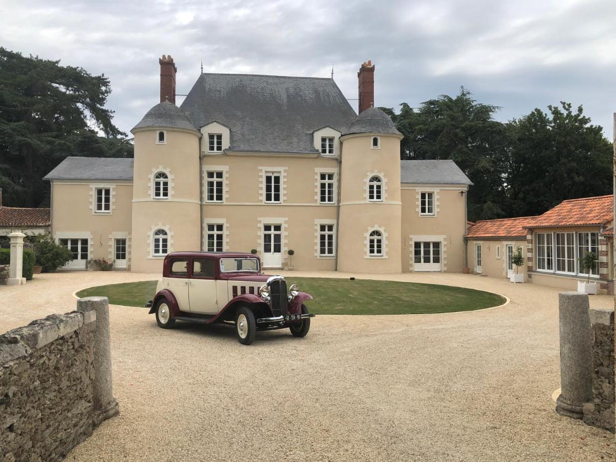 Domaine De La Mazure Bed & Breakfast La Chapelle-Basse-Mer Luaran gambar